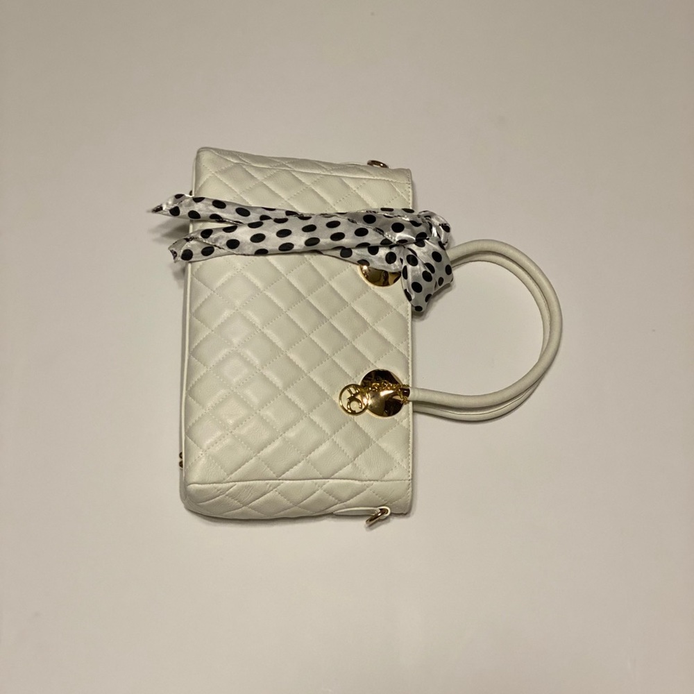 Carla Ferreri quilted leather white tote